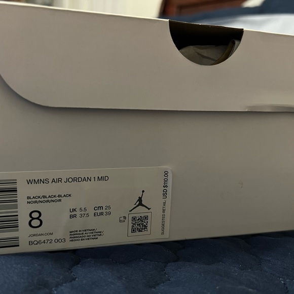 Air Jordan 1 Mid Size 8 - Picture 5 of 7